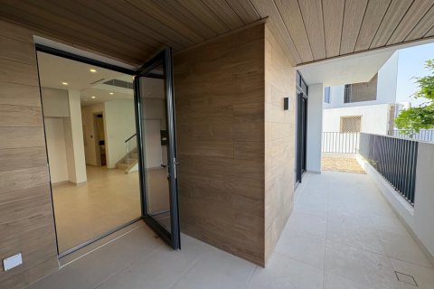 Townhouse in Dubai 4 bedrooms, 267 sq.m. № 143536 - photo 8
