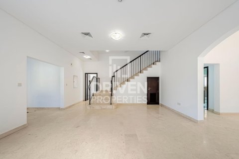 فيلا في Hacienda, فيلات, دبي 5 غرف نوم , 555.65 م² رقم 144142 - صورة 2