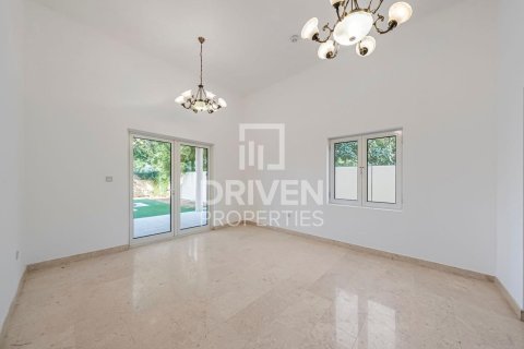 فيلا في Hacienda, فيلات, دبي 5 غرف نوم , 555.65 م² رقم 144142 - صورة 12