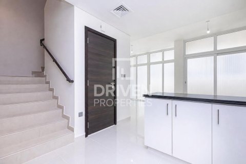 Maison de ville à Dubai, 3 chambres, 112.23 m², № 144803 - photo 4