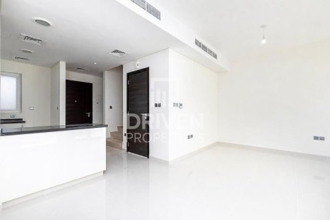 Maison de ville à Dubai, 3 chambres, 112.23 m², № 144803