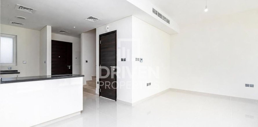 Maison de ville à Dubai, 3 chambres, 112.23 m², № 144803