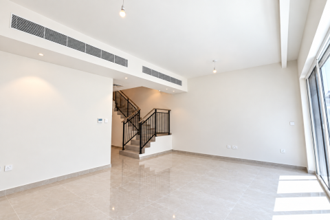 Villa à Dubai, 4 chambres, 219 m², № 143579 - photo 9