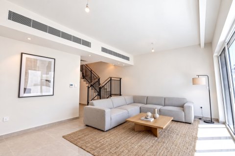 Villa à Dubai, 4 chambres, 219 m², № 143579 - photo 8