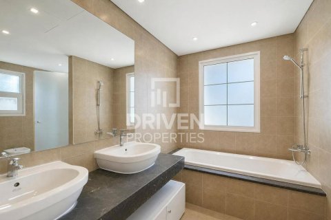 Villa à District 16, Jumeirah Village Circle, Dubai, 2 chambres, 767.01 m², № 144107 - photo 17
