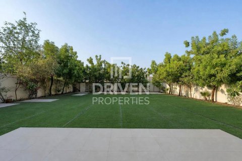 Villa à District 16, Jumeirah Village Circle, Dubai, 2 chambres, 767.01 m², № 144107 - photo 20