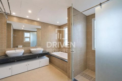 Villa à District 16, Jumeirah Village Circle, Dubai, 2 chambres, 767.01 m², № 144107 - photo 16