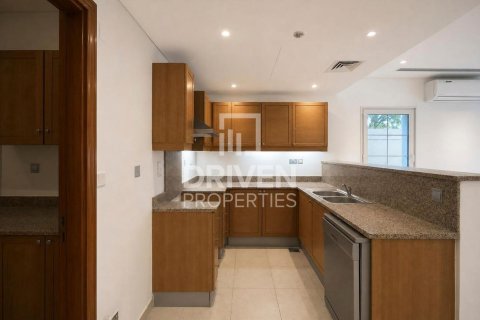 Villa à District 16, Jumeirah Village Circle, Dubai, 2 chambres, 767.01 m², № 144107 - photo 11