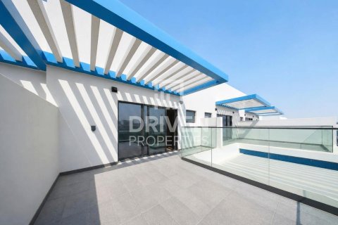 Снять в аренду таунхаус в Damac Lagoons, Дубай: 5 спален, 144м², № 145654 - фото 22