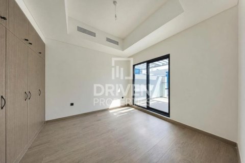 Снять в аренду таунхаус в Damac Lagoons, Дубай: 5 спален, 144м², № 145654 - фото 6