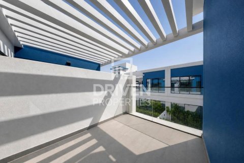 Снять в аренду таунхаус в Damac Lagoons, Дубай: 5 спален, 144м², № 145654 - фото 18