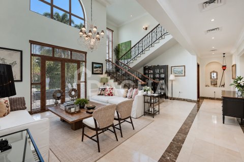 Villa en Jumeirah Islands, Dubai, 4 dormitorios, 506 m², № 143528 - foto 5