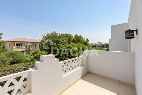 Villa en Jumeirah Islands, Dubai, 4 dormitorios, 506 m², № 143528 - foto 24