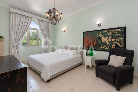 Villa en Jumeirah Islands, Dubai, 4 dormitorios, 506 m², № 143528 - foto 14