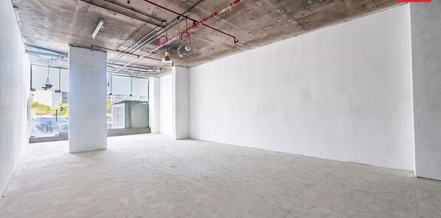 Shop in Dubai 199.1 sq.m. № 145925