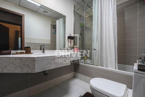 Appartement à Jumeirah Village Triangle, Dubai, 2 chambres, 131.46 m², № 144140 - photo 9