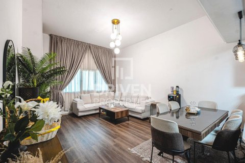 Appartement à Jumeirah Village Triangle, Dubai, 2 chambres, 131.46 m², № 144140 - photo 3