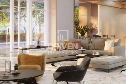 Appartement à Al Habtoor City, Business Bay, Dubai, 1 chambre, 112.97 m², № 144796 - photo 2