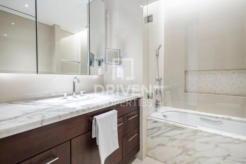 Apartment in The Address Sky View Towers, Downtown Dubai (Downtown Burj Dubai), Dubai 2 bedrooms, 157.84 sq.m. № 145267 - photo 12