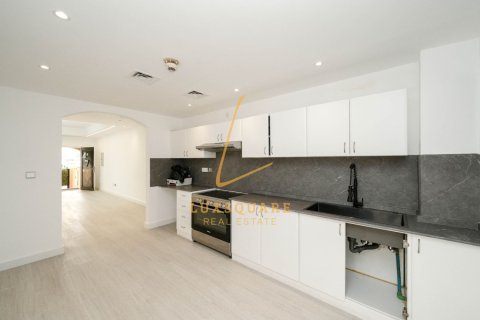 Villa à Jumeirah Village Circle, Dubai, 3 chambres, 142 m², № 143760 - photo 5