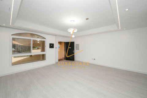 Villa à Jumeirah Village Circle, Dubai, 3 chambres, 142 m², № 143760 - photo 2