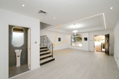 Villa à Jumeirah Village Circle, Dubai, 3 chambres, 142 m², № 143760 - photo 7
