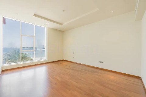 Apartment in Tiara Residences, Palm Jumeirah, Dubai 3 bedrooms, 222 sq.m. № 143511 - photo 4