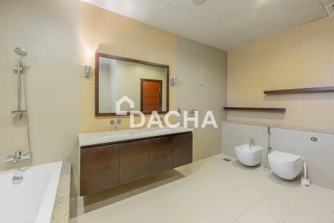 Apartment in Tiara Residences, Palm Jumeirah, Dubai 3 bedrooms, 222 sq.m. № 143511 - photo 11