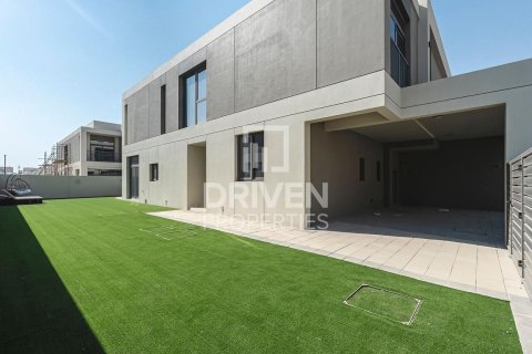 Villa en Dubai South (Dubai World Central), Dubai, 5 dormitorios, 902.46 m², № 144747 - foto 21