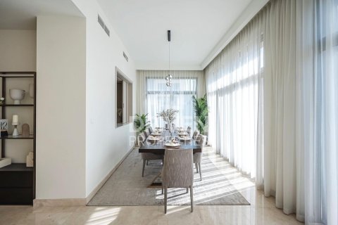 Villa en Dubai South (Dubai World Central), Dubai, 5 dormitorios, 902.46 m², № 144747 - foto 11