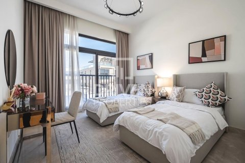 Villa en Dubai South (Dubai World Central), Dubai, 5 dormitorios, 902.46 m², № 144747 - foto 9