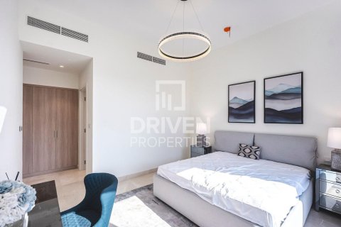 Villa en Dubai South (Dubai World Central), Dubai, 5 dormitorios, 902.46 m², № 144747 - foto 5