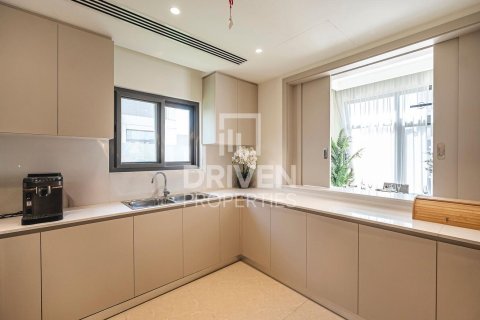 Villa en Dubai South (Dubai World Central), Dubai, 5 dormitorios, 902.46 m², № 144747 - foto 12