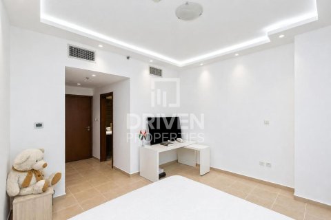 Appartement à Downtown Dubai (Downtown Burj Dubai), Dubai, 2 chambres, 129.14 m², № 144529 - photo 5