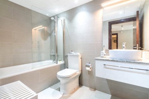 Appartement à Downtown Dubai (Downtown Burj Dubai), Dubai, 1 chambre, 84 m², № 143575 - photo 8