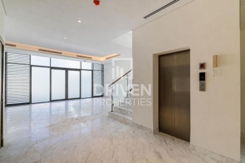 Villa en District One, Mohammed Bin Rashid City, Dubai, 4 dormitorios, 595.69 m², № 144365 - foto 6