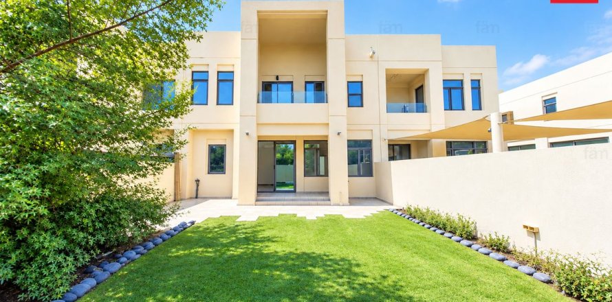 Villa à Reem, Dubai, 3 chambres, 225.3 m², № 143444