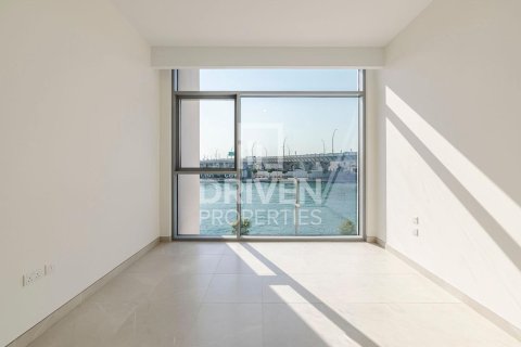 Appartement à Al Wasl, Dubai, 2 chambres, 130.44 m², № 144223