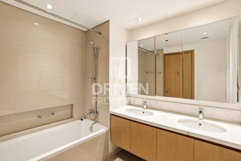Apartment in Dubai Creek Harbour (The Lagoons), Dubai 2 bedrooms, 109.53 sq.m. № 145262 - photo 15