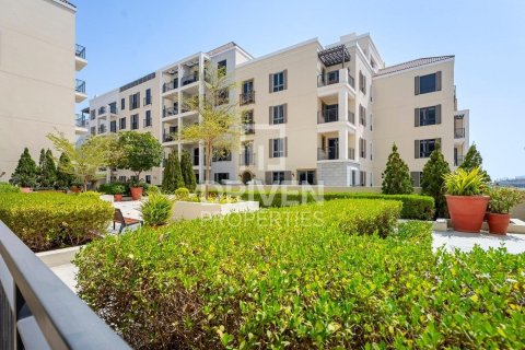 Снять в аренду квартиру в La Mer, Джумейра, Дубай: 2 спальни, 120.31м², № 145648 - фото 6