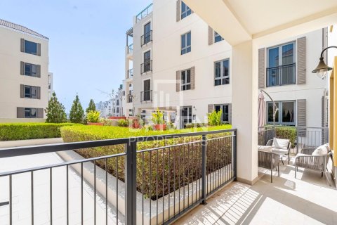 Снять в аренду квартиру в La Mer, Джумейра, Дубай: 2 спальни, 120.31м², № 145648 - фото 10