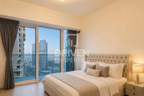 Appartement à Jumeirah Lake Towers, Dubai, 2 chambres, 141.68 m², № 144407