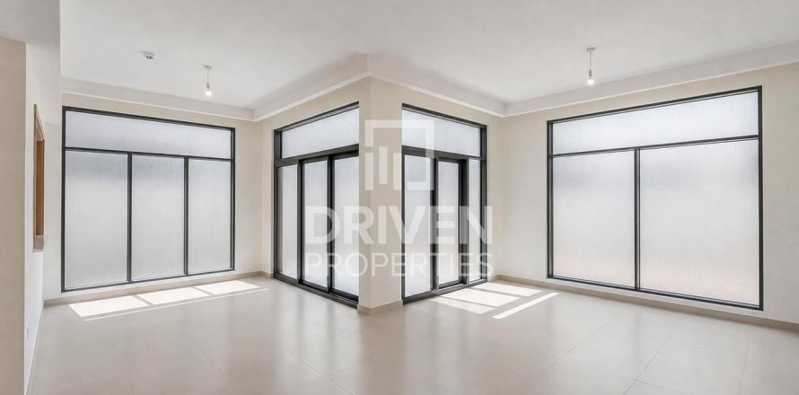 Adosado en The Pulse, Dubai South (Dubai World Central), Dubai, 4 dormitorios, 348.94 m², № 144182