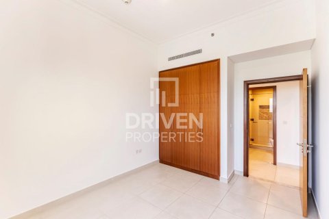 Apartment in Vida Residence, The Hills, Dubai 3 bedrooms, 165.55 sq.m. № 145630 - photo 9
