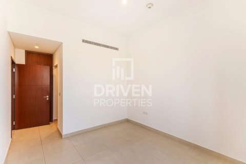 Apartment in Vida Residence, The Hills, Dubai 3 bedrooms, 165.55 sq.m. № 145630 - photo 11