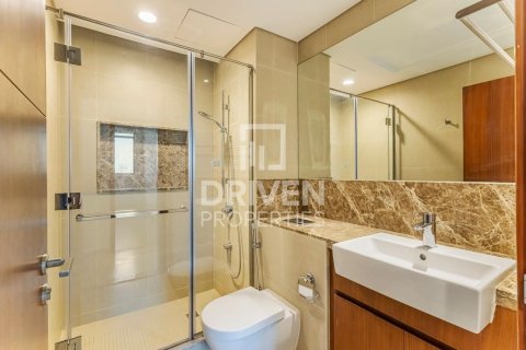 Apartment in Vida Residence, The Hills, Dubai 3 bedrooms, 165.55 sq.m. № 145630 - photo 16