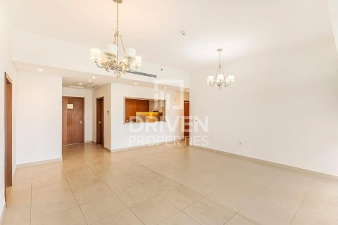 Apartment in Vida Residence, The Hills, Dubai 3 bedrooms, 165.55 sq.m. № 145630 - photo 5