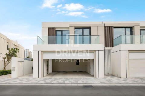 Adosado en District One, Mohammed Bin Rashid City, Dubai, 4 dormitorios, 294.04 m², № 144638 - foto 3