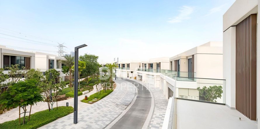 Adosado en District One, Mohammed Bin Rashid City, Dubai, 4 dormitorios, 294.04 m², № 144638