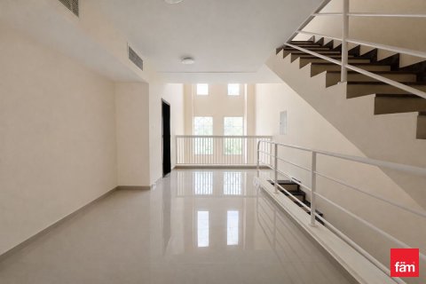 Townhouse in Dubai 5 bedrooms, 192.6 sq.m. № 143809 - photo 2